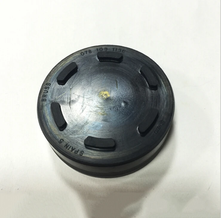 Engine Valve Cover Cam Plug Seal For Audi A4 A6 VW Passat 078103113Ein