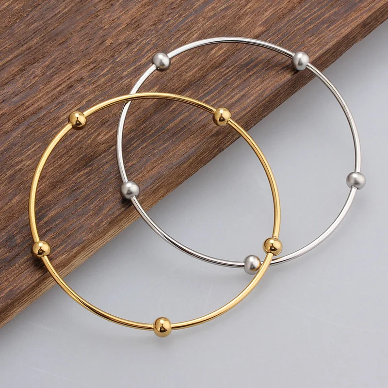 Браслет круглый жесткий. Атол жесткий золотой браслет обруч. Браслет сваровски жесткий. Браслет жесткий серебро. Золотой браслет конго.