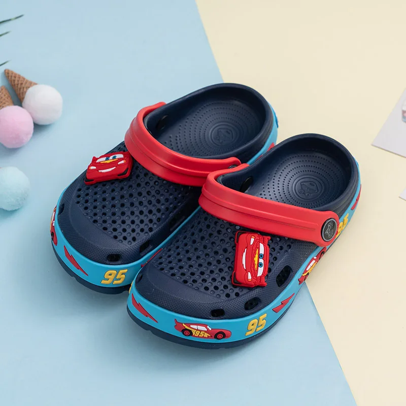 Новинка года, летние детские тапочки с рисунком Микки Мауса и машинки, обувь с прорезями для мальчиков и девочек, пляжные сандалии и шлепанцы - Цвет: Черный