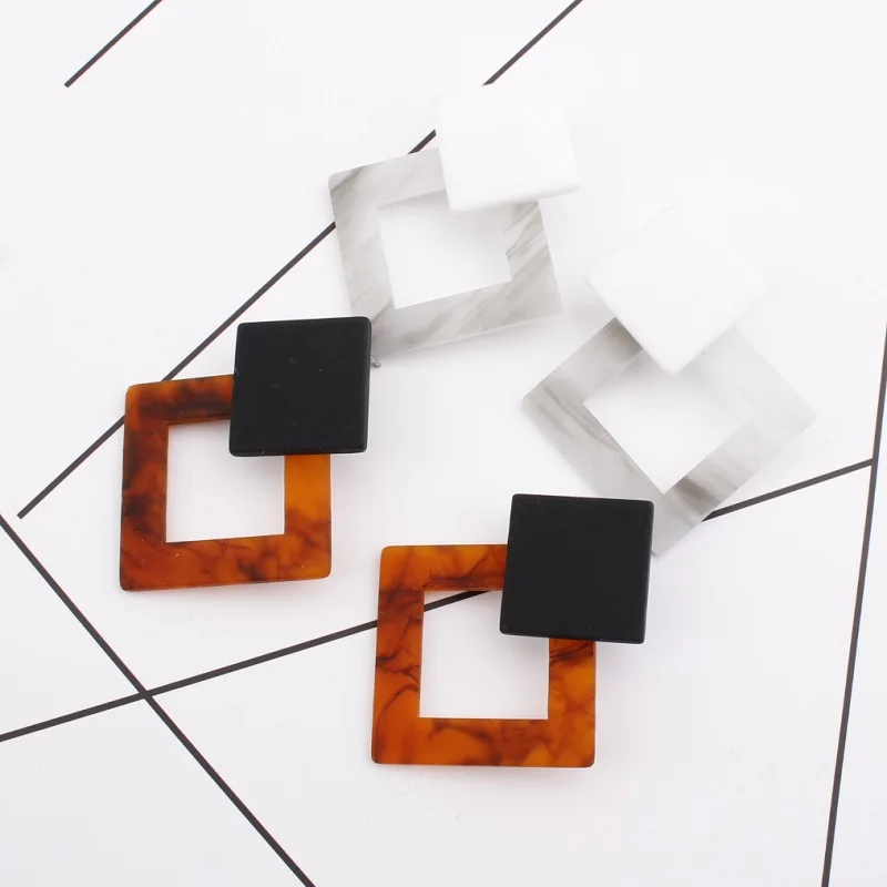

2019 New Fashion Statement Acrylic Resin Geometric Earrings Women Trend Square Pendant Earrings High Quality Splicing Earrings
