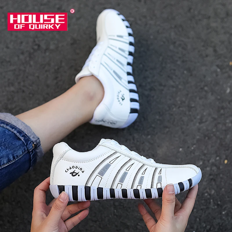 

Vulcanized Shoes Woman Comfortable Round Head Flat Shoes Women Casual Hiking Shoes Ladies Outdoor Platform Single Shoes 2019 New
