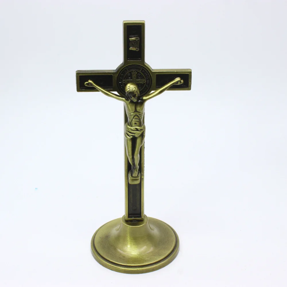 Church Relics Wall Crosses Crucifix Jesus Christ On The Stand Cross Wall Crucifix Antique Home Chapel Decoration Alloy material