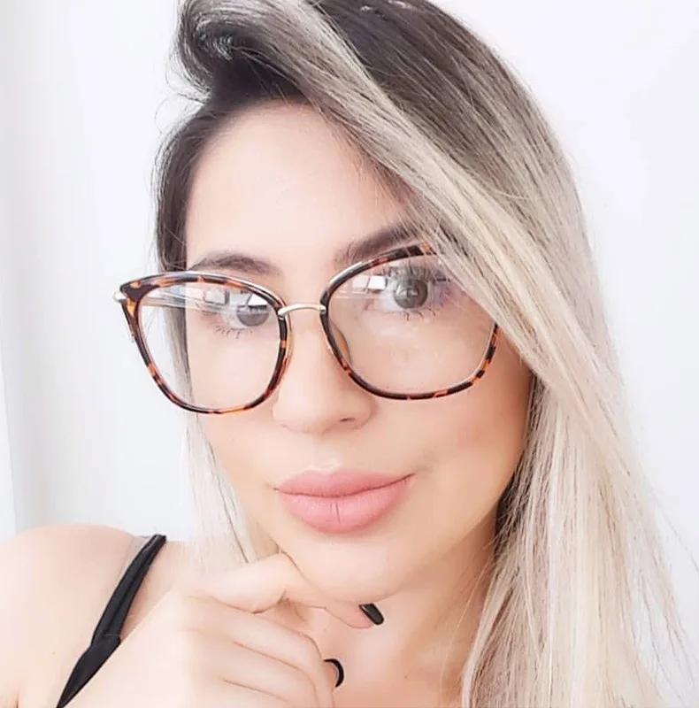 

Fashion Transparent Cat Glasses Frame Women Black Eyeglasses Frame Vintage Clear Lens Glasses Nerd Optical Frames FML