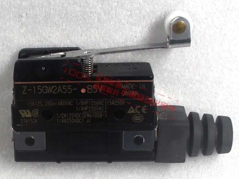 

Original Japan imported Omron limit switch Stroke Z-15GW2A55-B5V Micro switch
