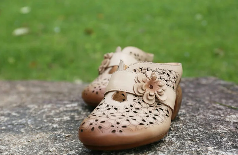 Обувь в национальном стиле; модная летняя обувь для холодной погоды; женская кожаная уличная одежда Baotou; тапочки; туфли на высоком каблуке в стиле ретро
