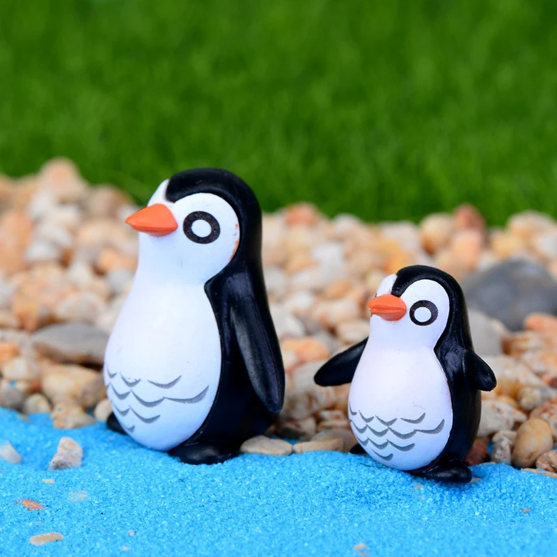 

WCIC 10pcs Resin Penguin Micro Landscape Figurines Terrarium Miniatures Dollhouse Craft Bonsai Ornament Miniature Fairy Garden