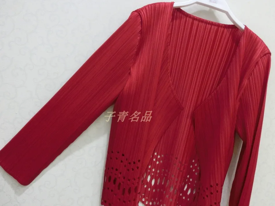 Miyake моды раза однобортный чистый цвет Длинные рукава с круглым вырезом выдалбливать пальто