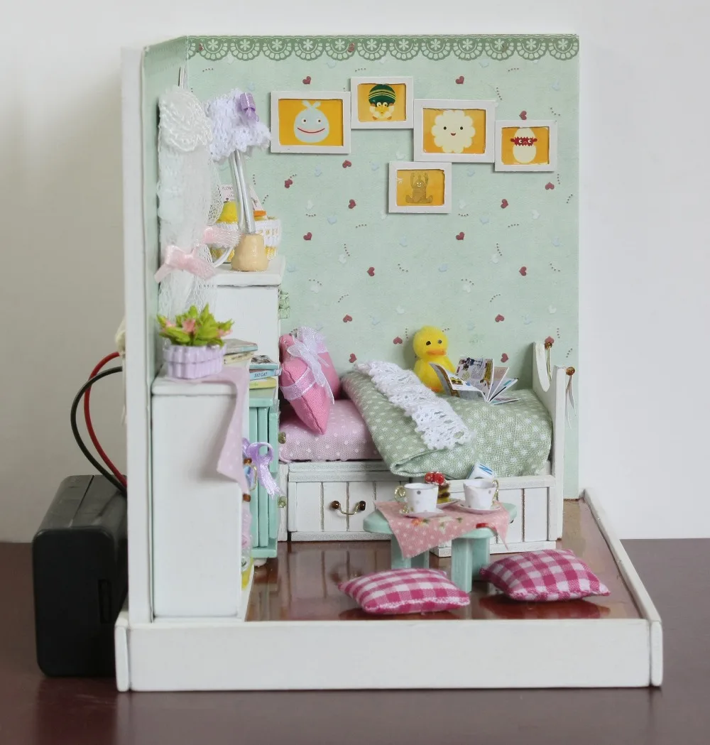 DIY Doll House Miniature Room Toy Creative Wooden Dollhouse Furniture Doll Houses Building Kits Toys for Baby Gift