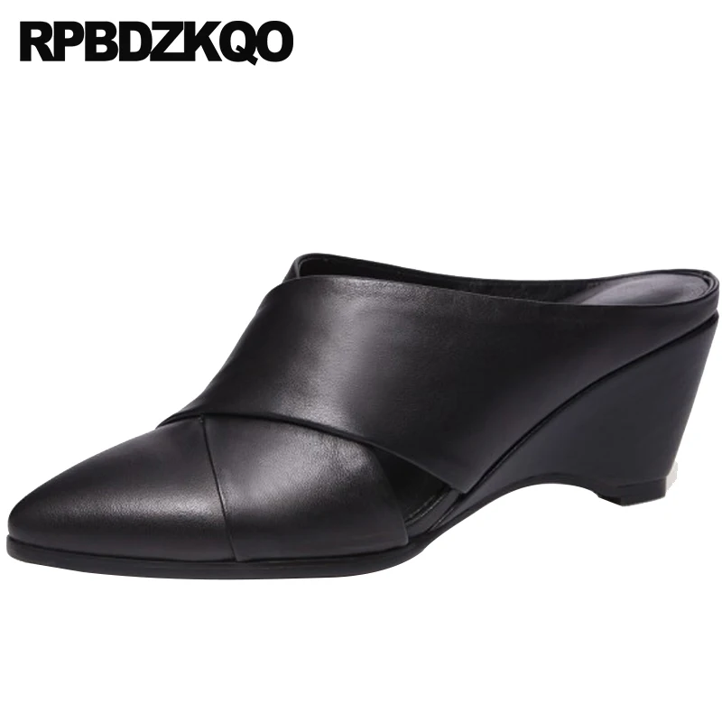 black platform closed toe shoes