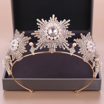 

Baroque Vintage Gold Crystal Pearls Bridal Tiaras Crowns Rhinestone Pageant Diadem Veil Tiara Hairbands Wedding Hair Accessories