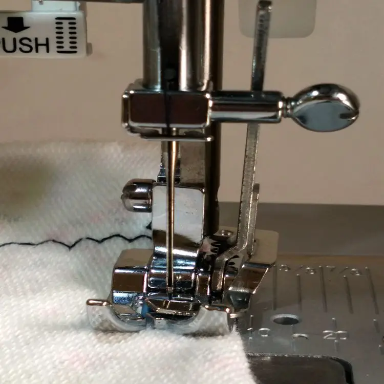 Детали бытовой швейной машины Перемычка предотвращает имитацию синхронизации прижимная лапка из тонкой эластичной ткани зажим 5613(5011-23