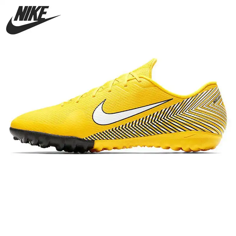 nike njr football shoes