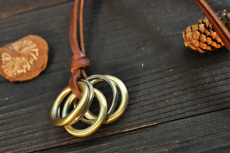 NIUYITID England Style Many Circle Pendant Men Fashion Vintage 100% Genuine Leather Necklace Adjustable Long Rope Chain Jewelry  (4)