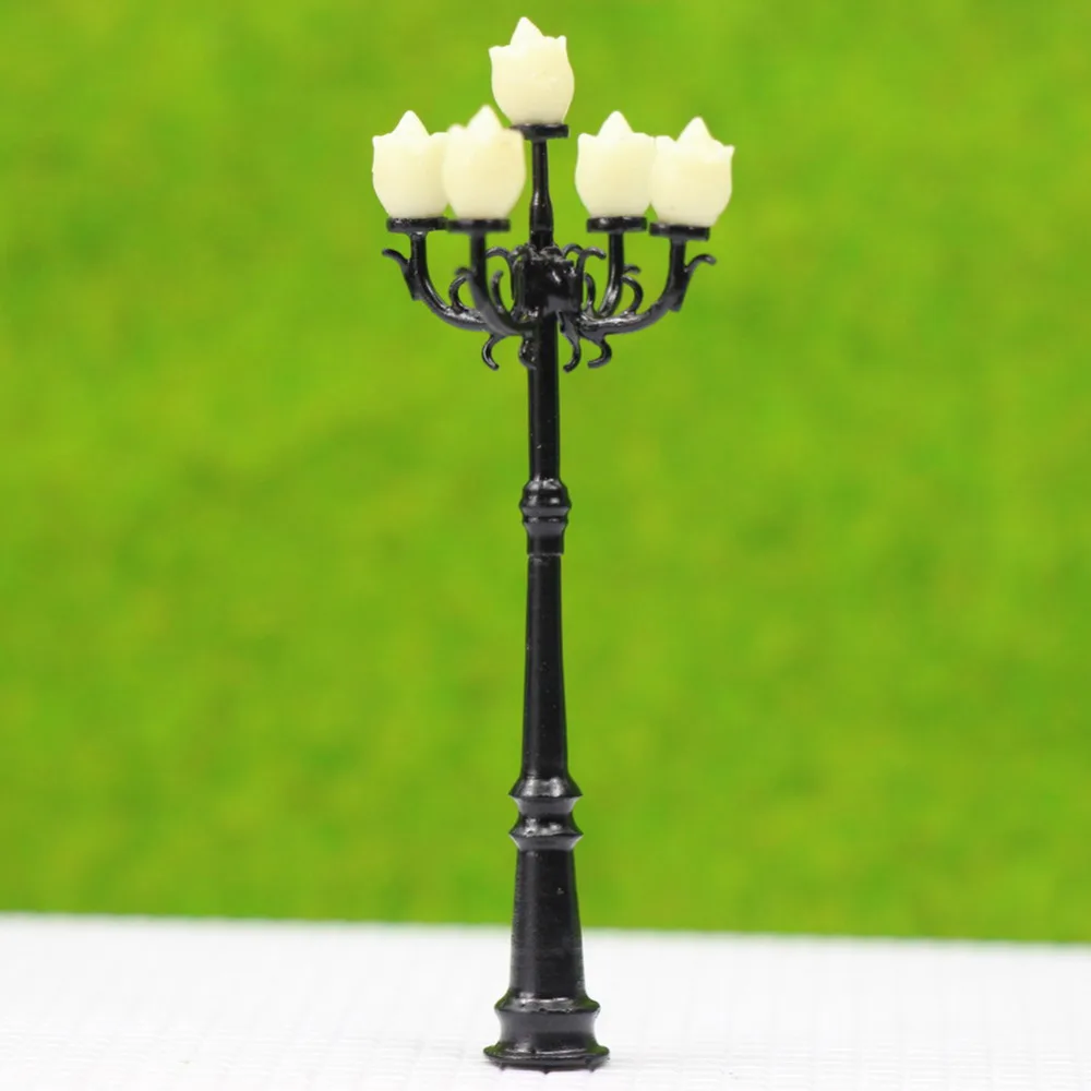 

LYM41 2pcs Model Railway Lamp Post Street Lights 5-head HO OO Scale LEDs NEW Miniature 3V LEDs