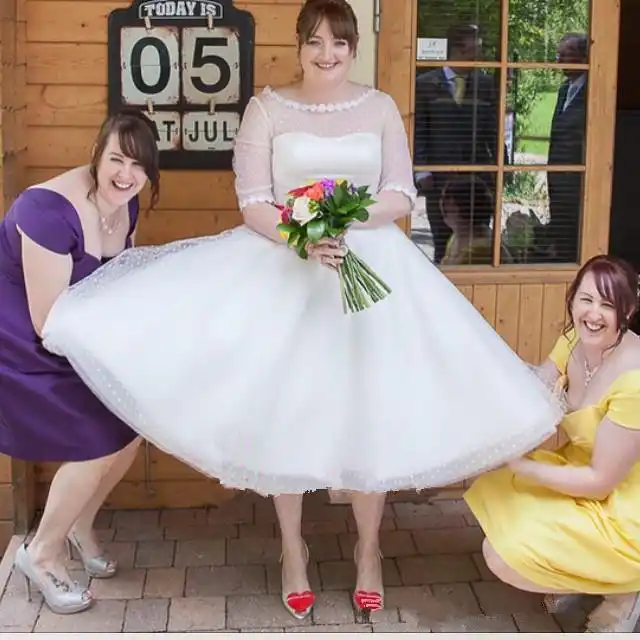 Short Plus Size Vintage 50s Wedding Dresses Tea Length Half Sleeve