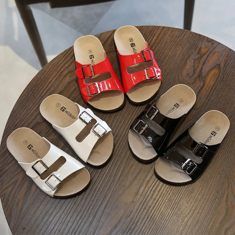 New 2019 Summer Cork Slippers Kids Comfortable White Gloss Flats Slippers For Boys Children Barefoot Girls Beach Shoes New 2019 Summer Cork Slippers Kids Comfortable White Gloss Flats Slippers For Boys Children Barefoot Girls Beach Shoes