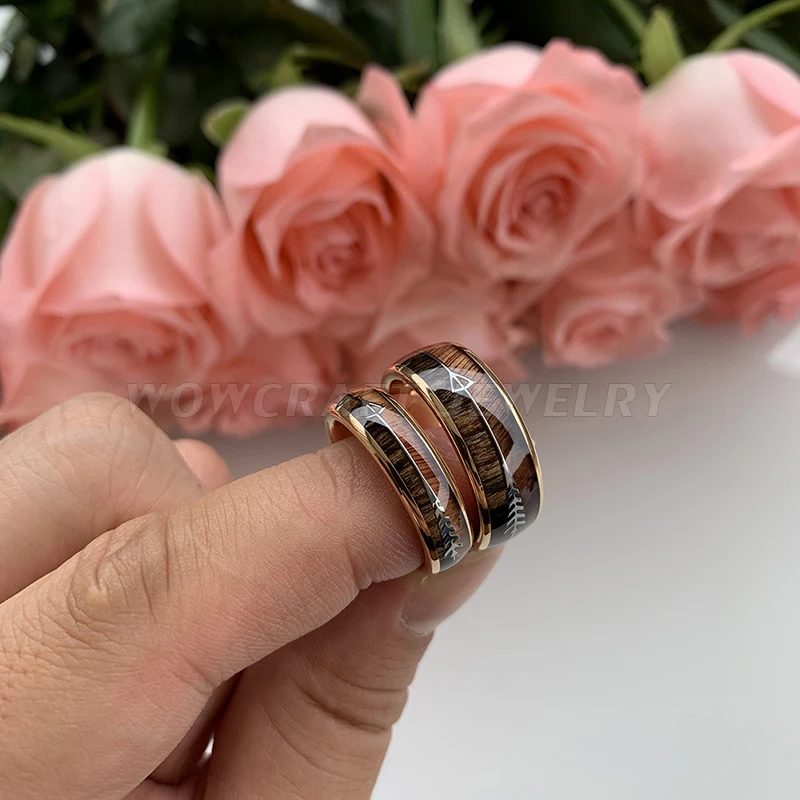 Preise 6 8mm Hartmetall Ringe für Männer Frauen Hochzeit Bands Natur Koa Holz Pfeil Inlay Angepasst Kostenloser Gravur komfort Fit