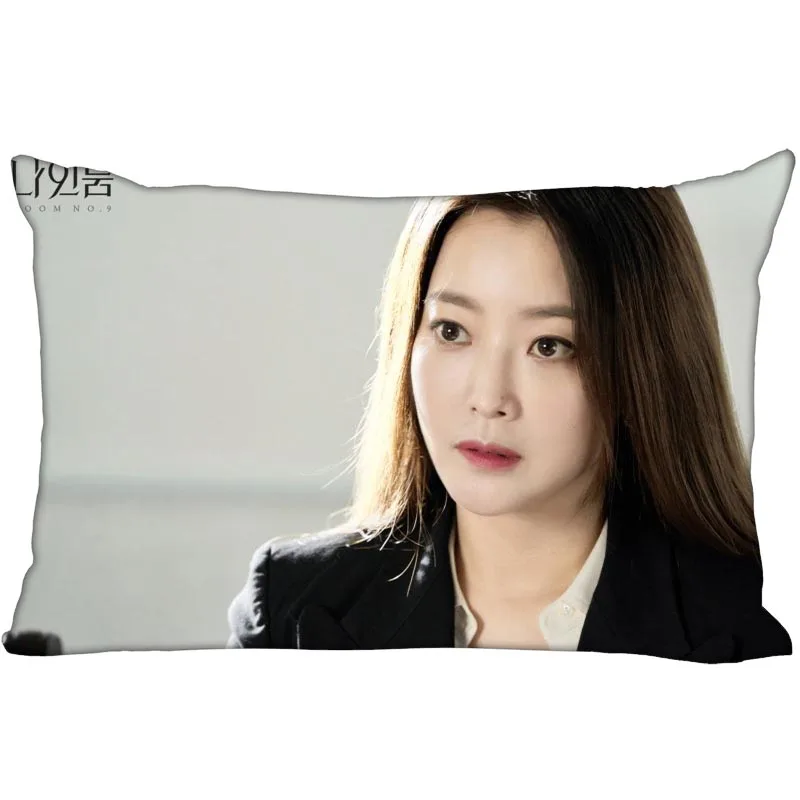 Горячая Корея-поп Custom Kim Hee Seon атласная наволочка 35x45 см(одна сторона) печатная молния Шелковый PillowCover индивидуальный логотип Подарочный - Цвет: 1
