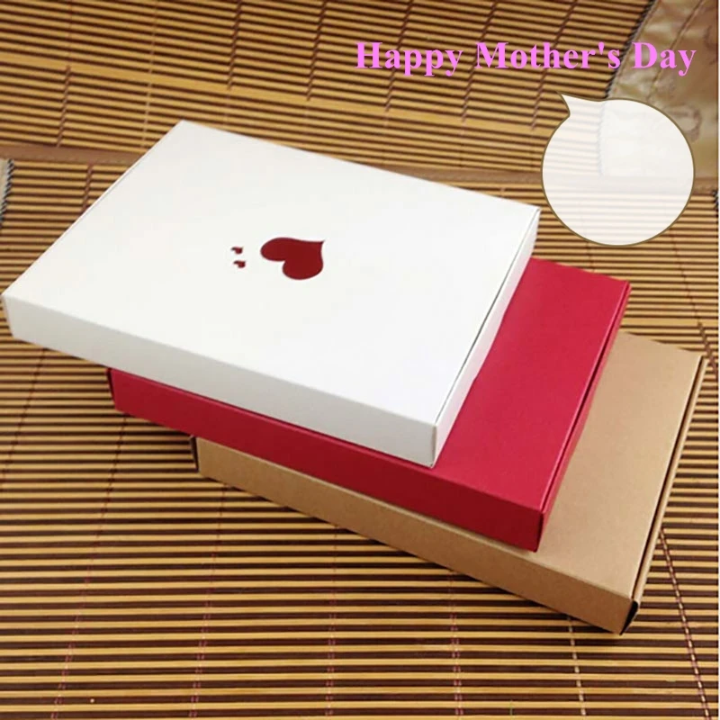 

Kraft Gift Package Box For Mother's day Thermoprinting Gold Heart shape Pattern High Quality Display Boxes Accept Custom logo