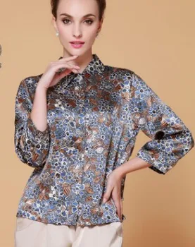 

New mulberry silk long-sleeve shirt in spring 2019.