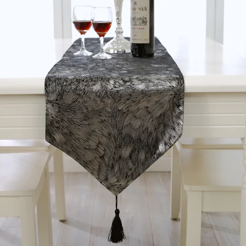 

Classic European Style Home Flannel Table Runner Fashion Contracted Tea Table Cover Modern Luxury Refrigerator Wardrobe Flag Hot