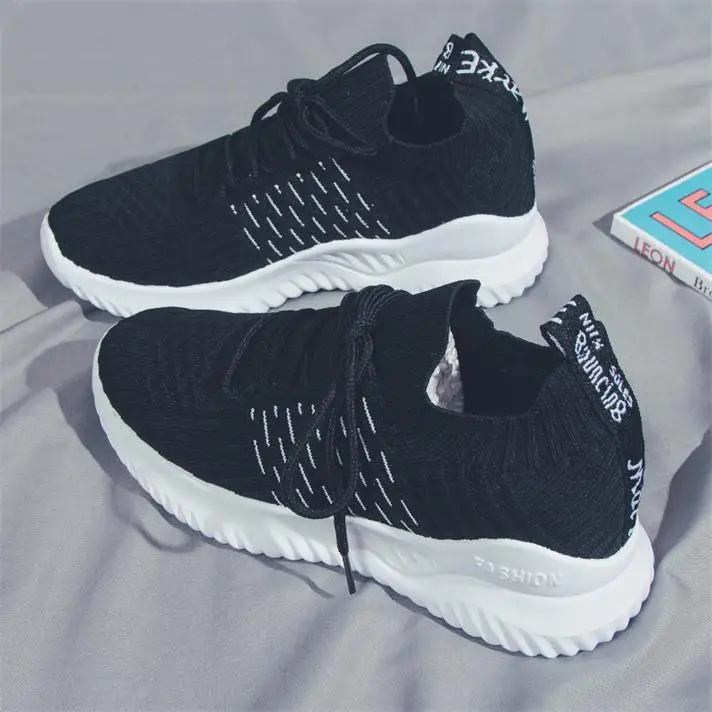 

2019 Summer New Sports Students Running Wild Reflective Socks Shoes Breathable Lightweight Flat Women's Shoes