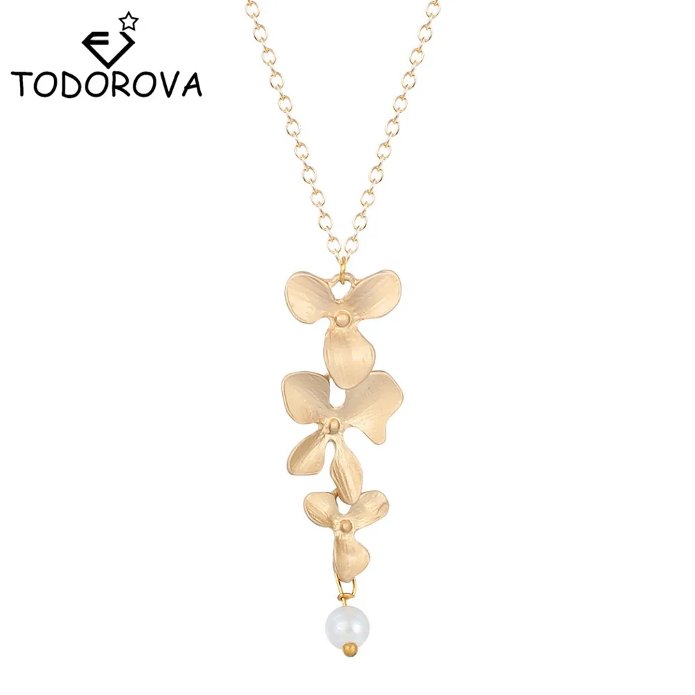 

Todorova Orchid Flower Necklace
