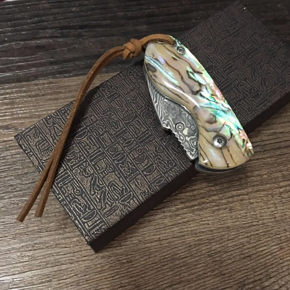  58HRC Handmade Damascus steel blade Pocket Folding Knife with shell Handle utility knife gift knife