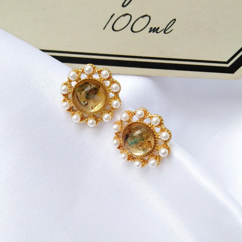 

Beautiful Sun Flowers Simulated-pearls Clip on Earrings No Pierced Chip Yellow Round New Earrings