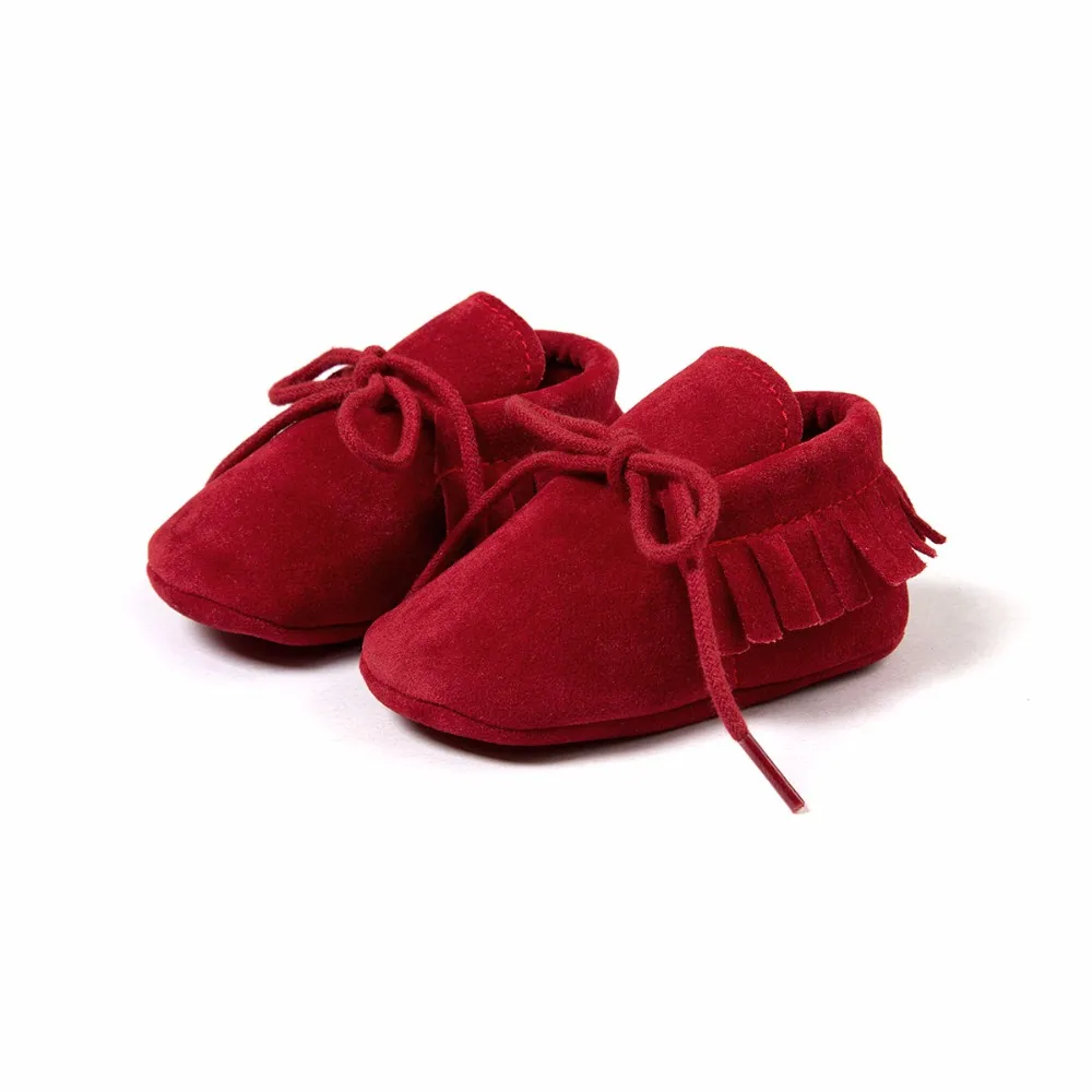 Для маленьких мальчиков и девочек; Мягкие Мокасины обувь Bebe бахрома на мягкой подошве нескользящая обувь для колыбельки ПУ кожа, замша, Одежда для новорожденных