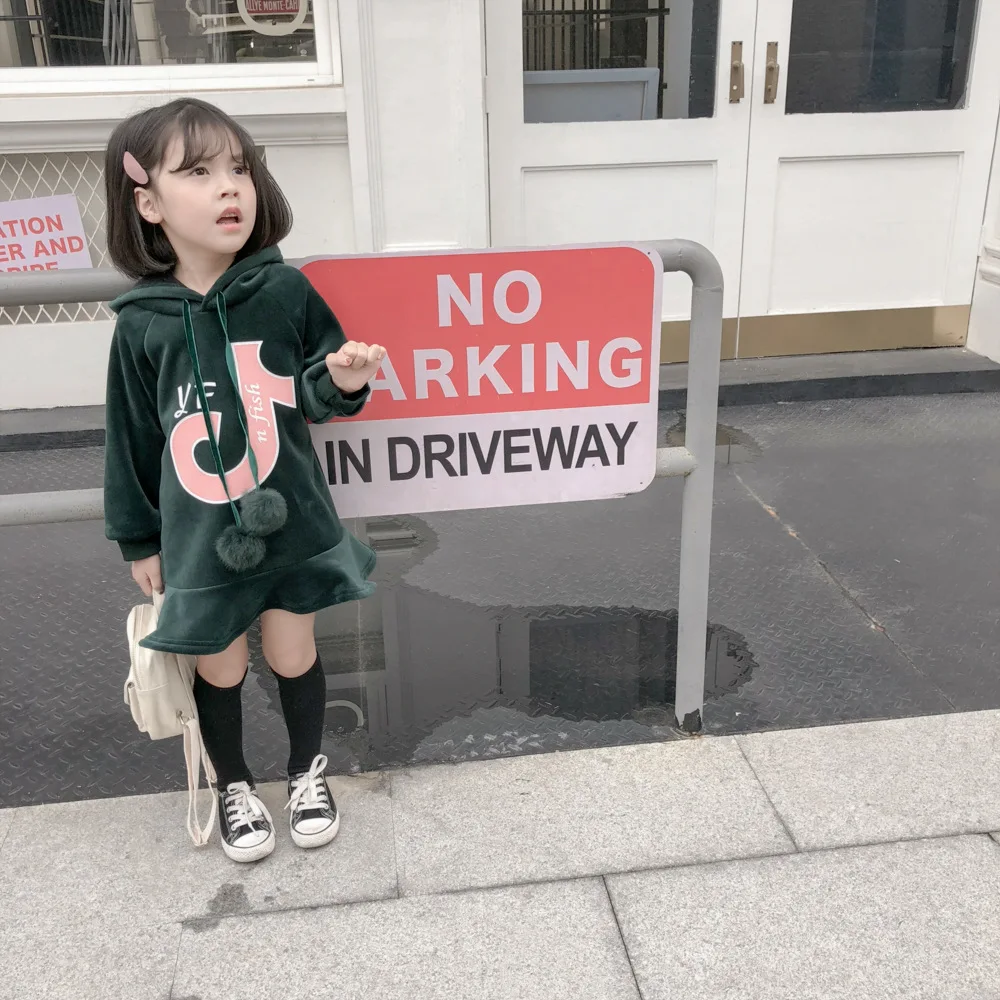 //cbu01.alicdn.com/img/ibank/2018/688/936/9659639886_2052641589.jpg