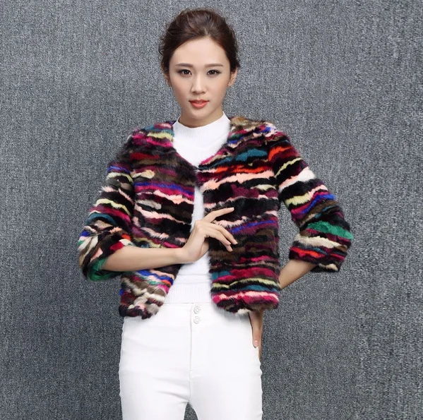 

Шуба женская короткая из натурального меха норки, есть размеры