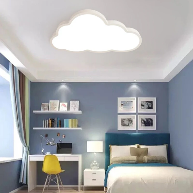 потолок в комнате. освещение в детской с натяжными. освещение в детской. люстра в детскую комнату. потолок в детской.