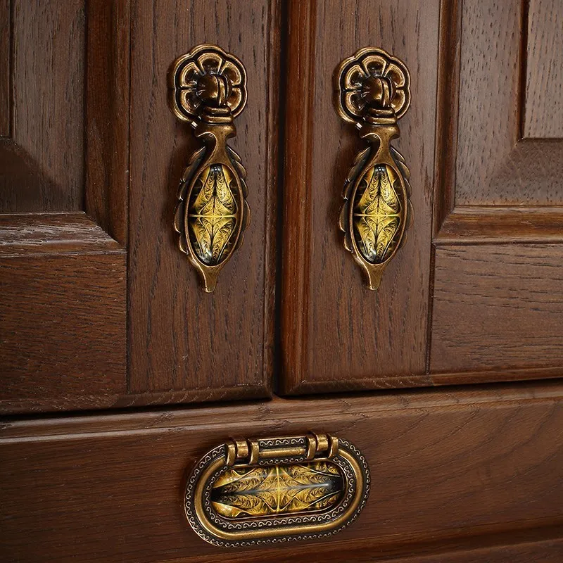 

Drawer pulls Zinc Alloy Door Cabinet Handle Drawer Knobs European Wardrobe Pulls Kitchen Cupboards Handle Furniture Hardware