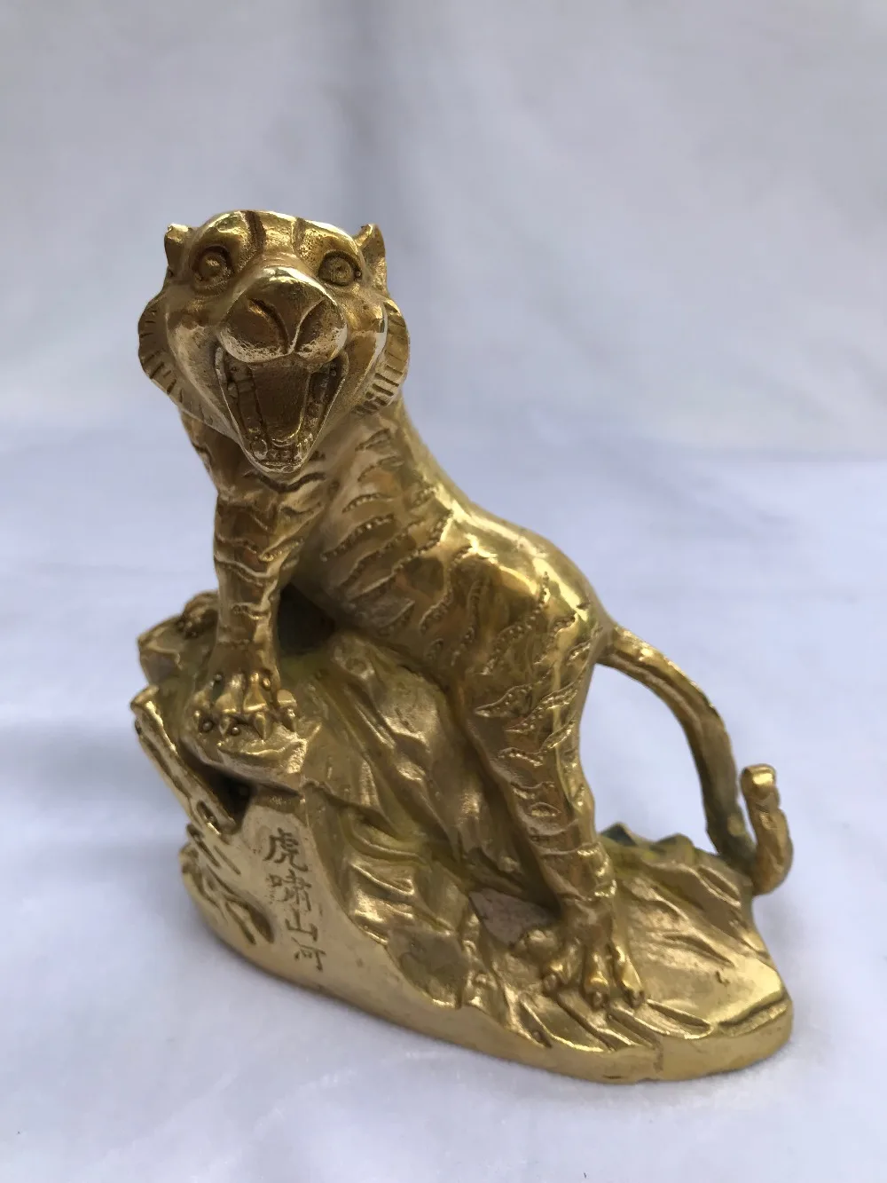 Китайская медная резная статуя фэн шуй Great Wall Money Tiger Art|Статуэтки и миниатюры| |