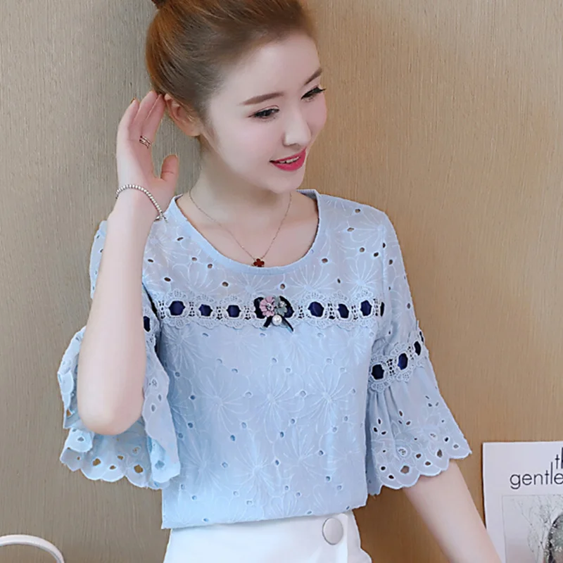 En Ligne 2018 Nouvelles Femmes De Mode Évider Dentelle Florale Blouse Plus taille Vêtements Flare À Manches Courtes En Mousseline de Soie Chemise Lâche Occasionnel Bleu Top