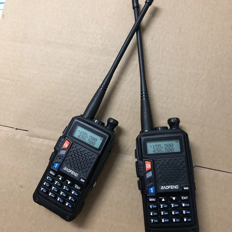 

2019 new walkie talkie R9 dual band 136-174MHZ/400-520MHZ 8W long distance 10 KM two way radio for hunting snow