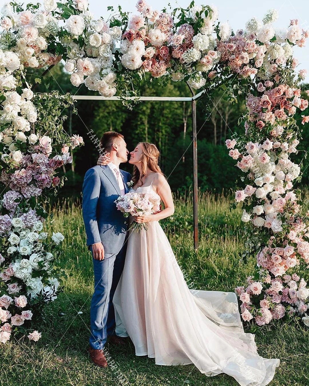 Сказочные вечные Свадебные платья с коротким шлейфом Шиммер Abiti ds Sposa готовы носить Свадебные платья Noivas ZW202