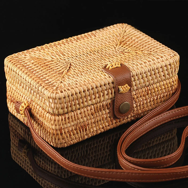 

Vintage Handmade Rattan Woven Shoulder Bags Straw Bag Handbags Women Handmade Retro Woven Rattan Bag Beach Rattan Straw Beach Ba