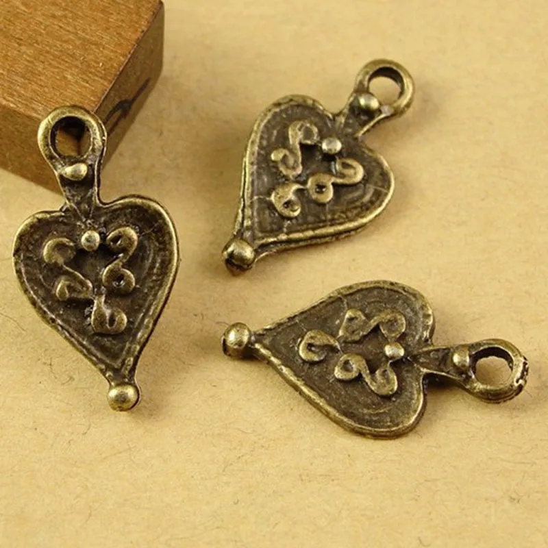 20*11MM Retro love retro jewelry accessories manufacturers selling