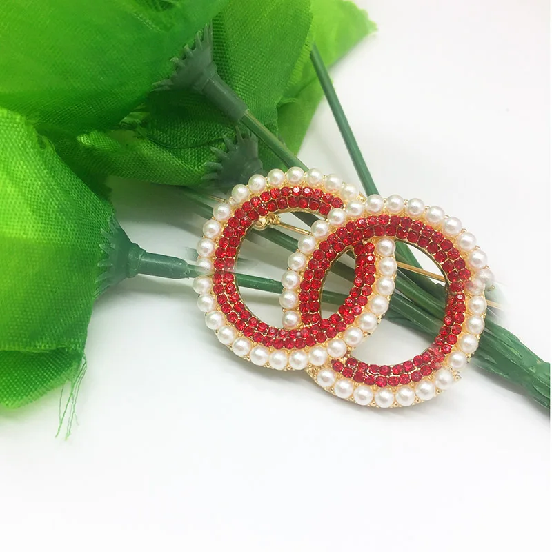 

Brooch pin fashion brand Pin broche rhinestone double c ladies neckline alloy accessories charm Broche gift 2019