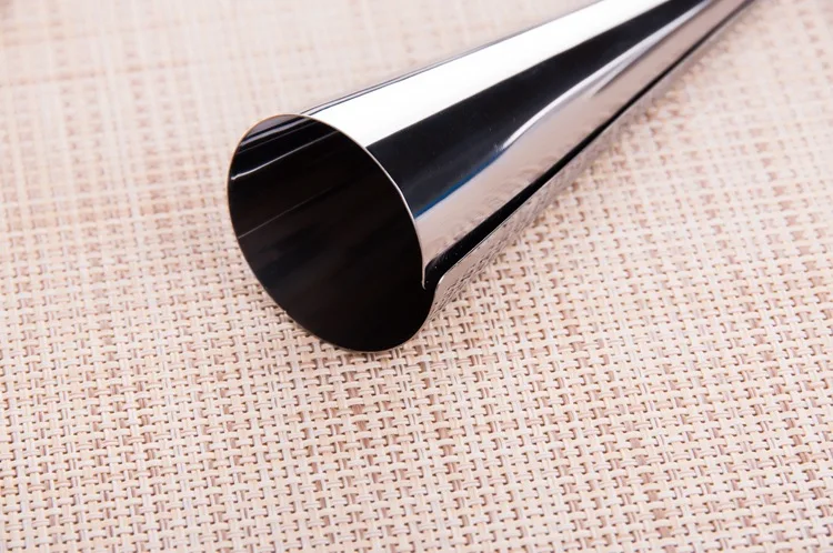 1960298627_1906548983