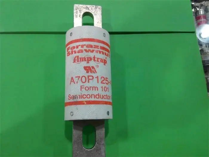 Free shipping 5pcs A70P125-4 Ferraz French fuse fuses 125A 700VAC to ensure genuine Free shipping 5pcs A70P125-4 Ferraz French fuse fuses 125A 700VAC to ensure genuine