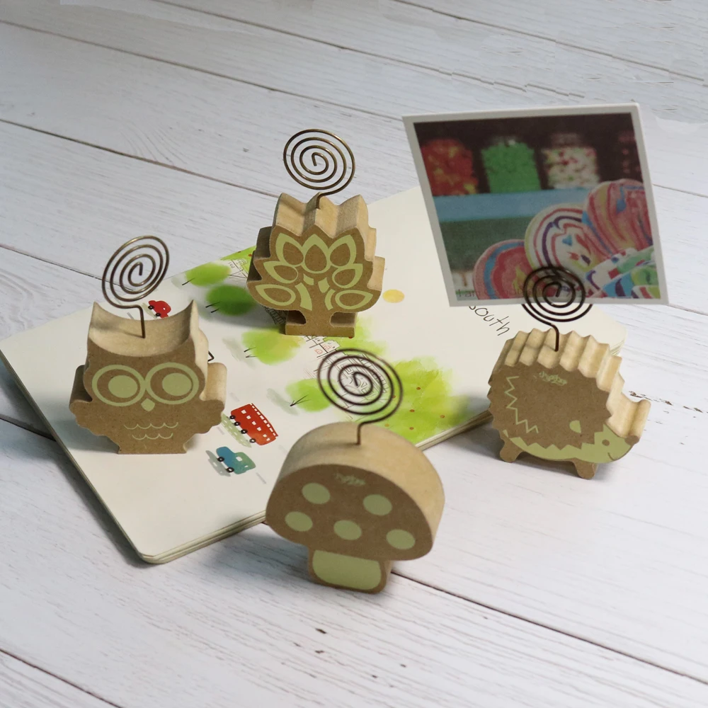 

1pc Wood Card Holder Message Memo Note Clip Holder Owl Mushroom Tree Hedgehog Design Desk Organizer For Office School Supplies