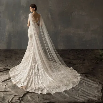 

3 Meters Vintage Wedding Veil Elegant Wedding Accessories White Ivory Crystal Bridal Veil With Comb Wedding Veil Hot Sale