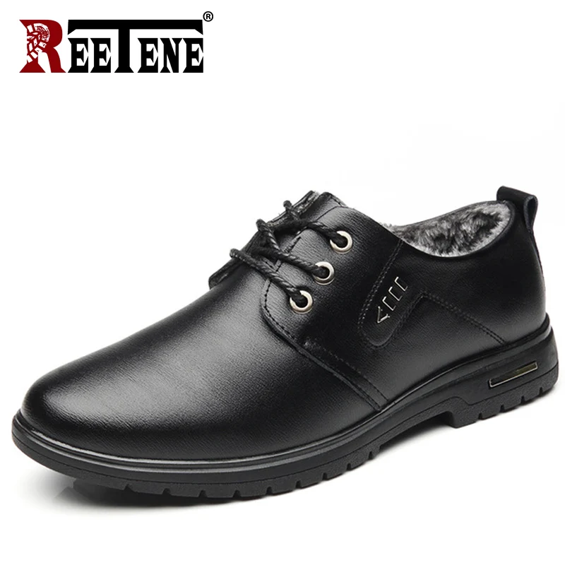 Goedkoop REETENE 2018 Nieuwe Winter Mannen Casual Schoenen Fashion Warm Bont Leren Heren Schoenen Comfortabele Lace Up Pluche Casual Schoenen Mannen flats