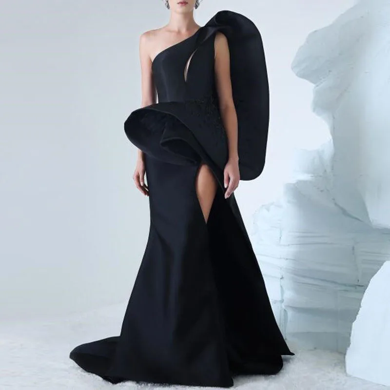 

Saudi Arabic Ruffles Long Formal Dresses Mermaid Prom Gowns Elegant Long Abendkleider Stylish Cut Evening Gown With Cape Slit