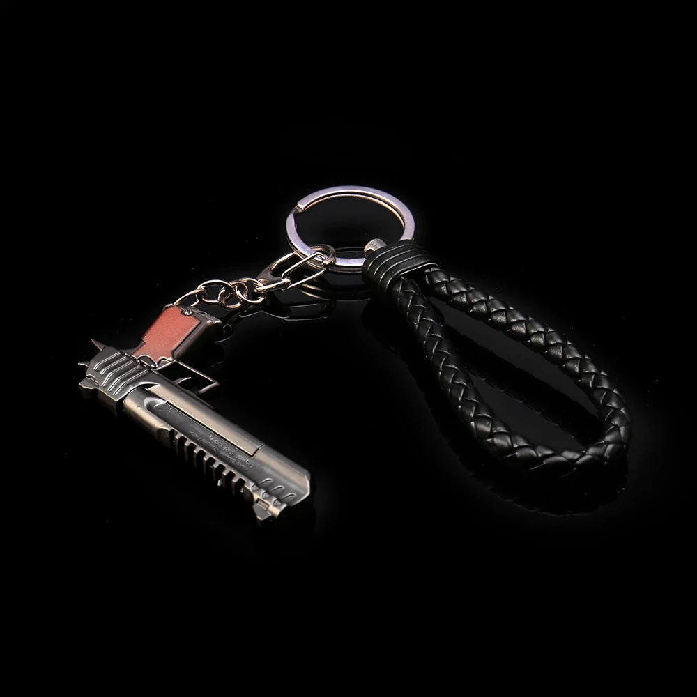 2019 Hot Game Weapon anime Keychains Men Mini Revolver Model Car Key Chain Key Ring for Men Super Cool Gifts porte clef brelok 2019 Hot Game Weapon anime Keychains Men Mini Revolver Model Car Key Chain Key Ring for Men Super Cool Gifts porte clef brelok