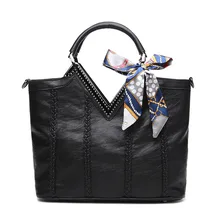 Роскошная брендовая винтажная Сумка-тоут большого размера с заклепками, Женская Повседневная вместительная сумка на плечо, Ретро стиль, сумка для путешествий C979