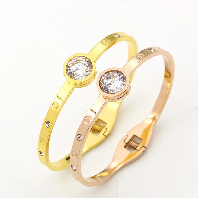 

Korean jewelry wholesale selling bracelets are super flash Zircon Bracelet spring opening